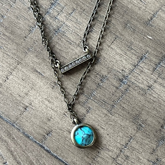 Chloe + Isabel Double Layer Necklace Rhinestones Turquoise Bird NWOT - Picture 2 of 3